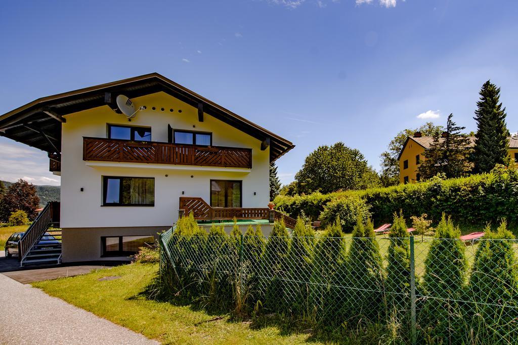 Hotel Haus Charlie Velden am Wörthersee Exterior foto